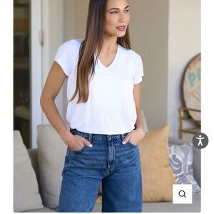 SheBird The Vera V-neck Short Sleeve Tee with Built-in Bra